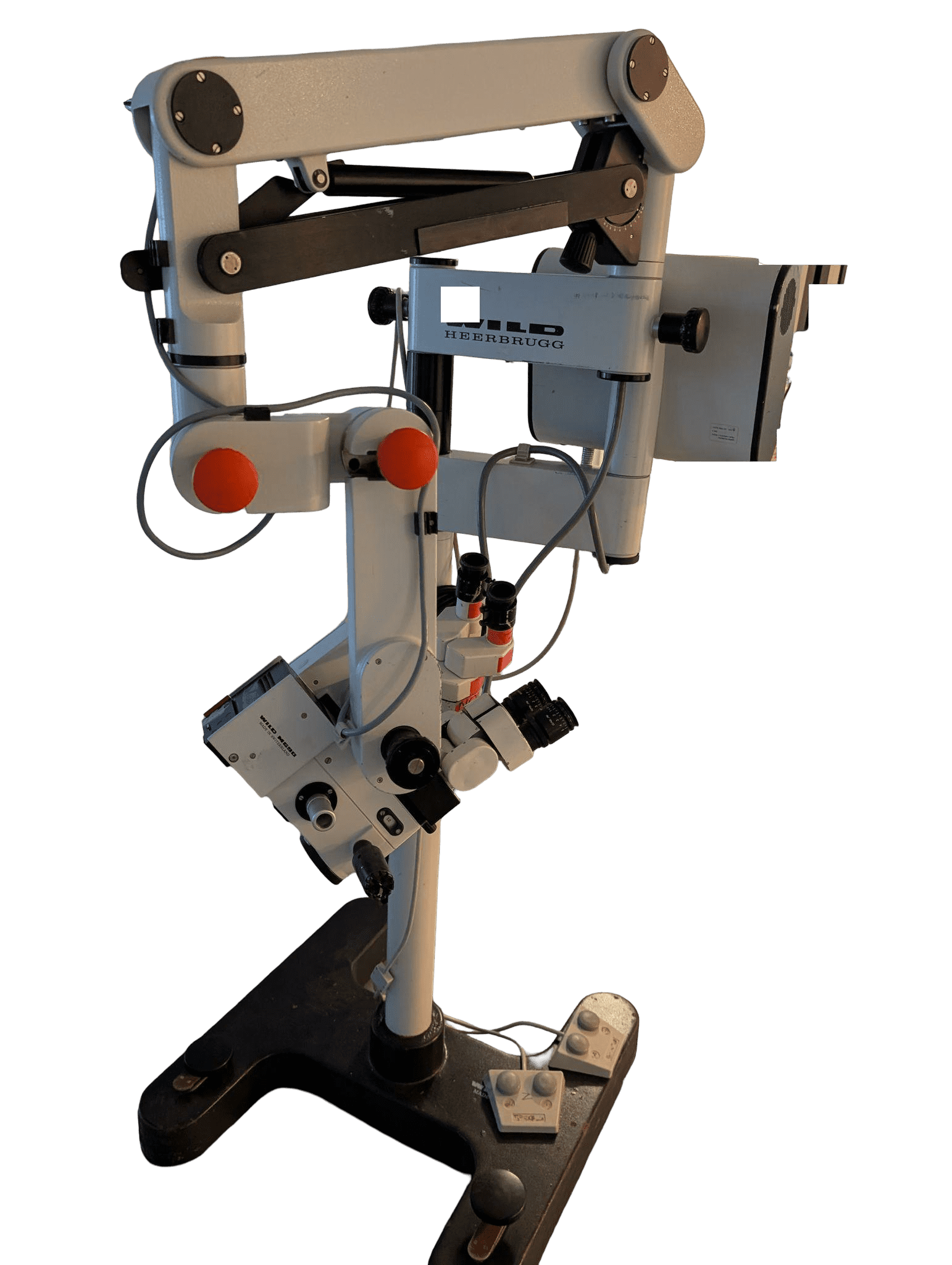 Discover 10 Outstanding Benefits of the LEICA Wild Heerbrugg M690 Surgical Microscope 1 LEICA Wild Heerbrugg M690 Surgical Microscope